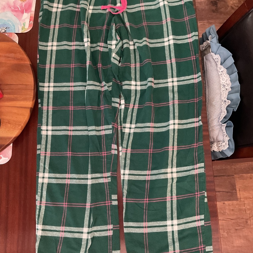 Liz Claiborne  Green Plaid Pajama Bottoms